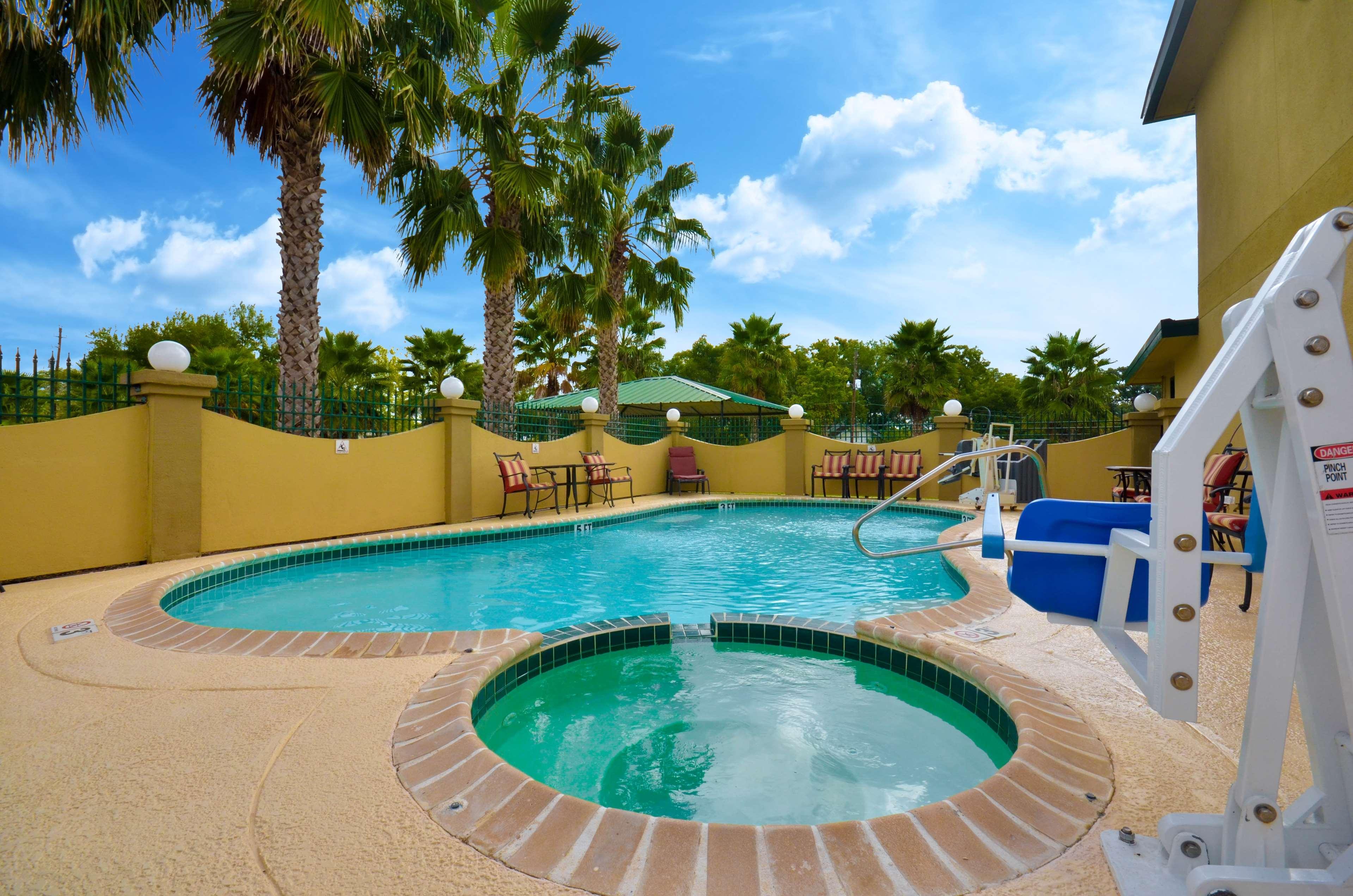 Best Western Executive Hallettsville