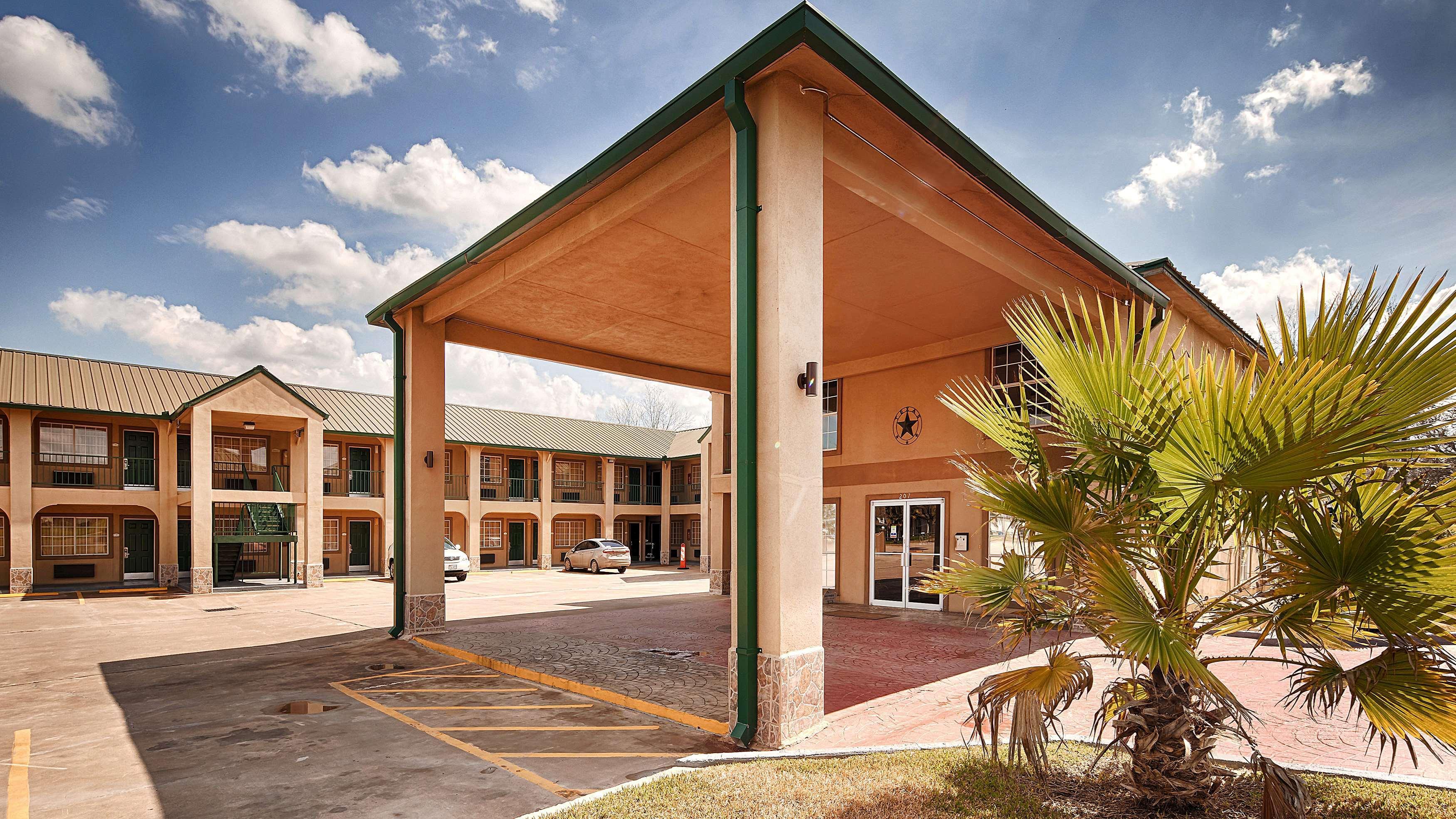 Best Western Executive Hallettsville